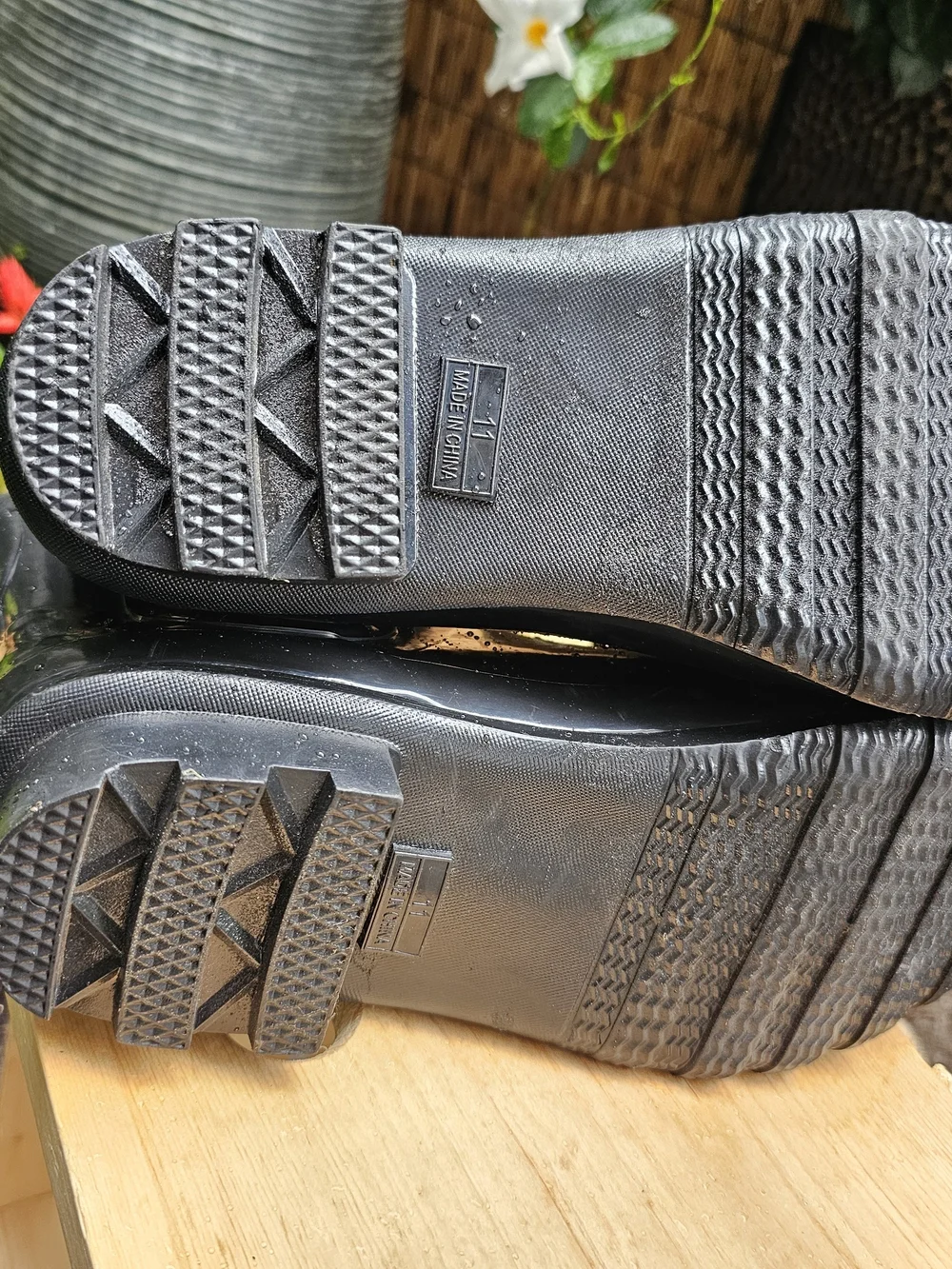 Western Chief waterproof chelsea